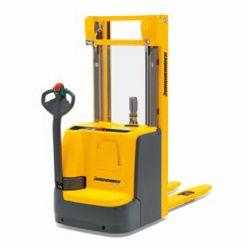 Поводковый узкопроходный электроштабелер Jungheinrich  EJC 216